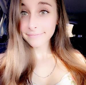 Meet your Posher, Ceara